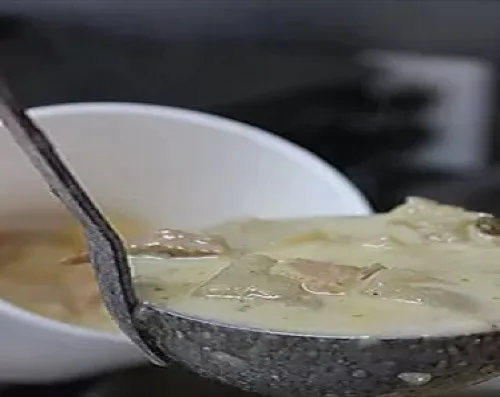 Homemade clam chowder